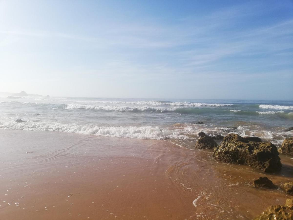 Rocha Praia Mar Beach Front Line Bay 포티마오 외부 사진