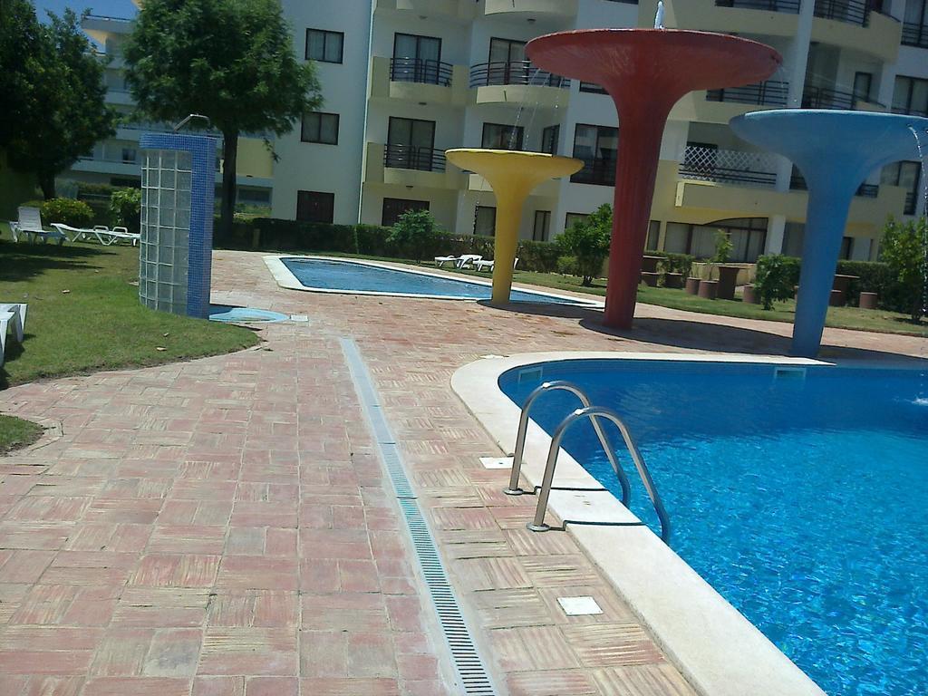 Rocha Praia Mar Beach Front Line Bay 포티마오 외부 사진